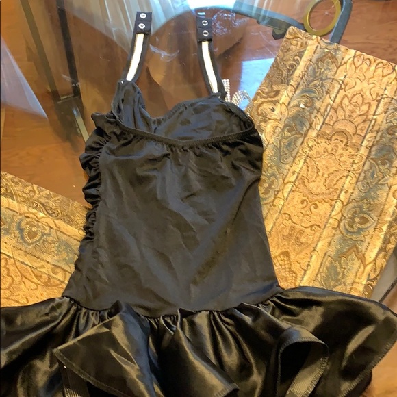 Daughter’s dance dress no longer needed - Picture 2 of 2